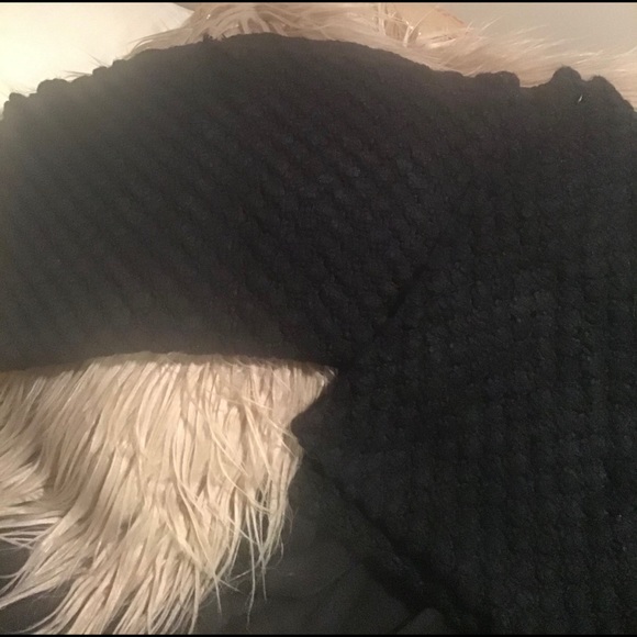Brand new infinity scarf with tags - Picture 8 of 8